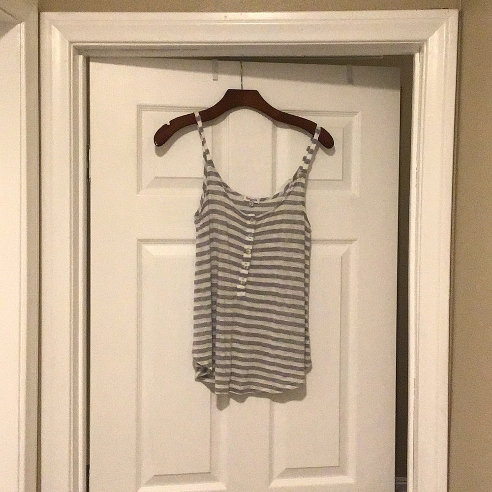 Splendid grey and white striped tank